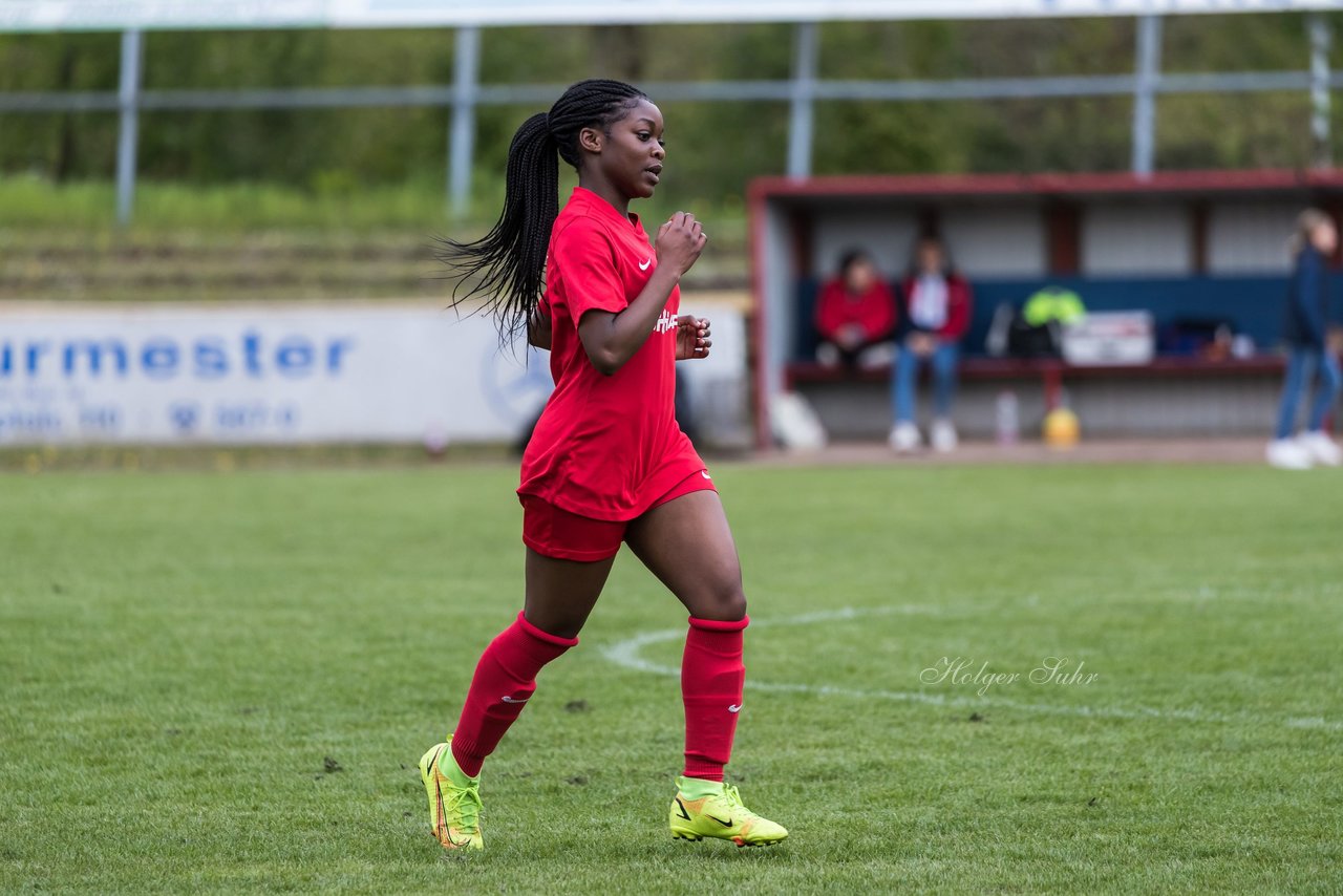 Bild 97 - wBJ VfL Pinneberg - Eimsbuettel : Ergebnis: 6:2